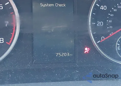 2021 Kia K5 Gt-Line z USA, uszkodzony, nr VIN 5XXG64J24MG068200